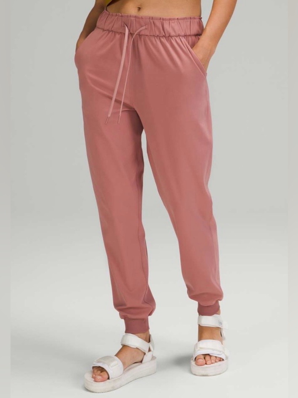 LULULEMON Stretch High Rise Full Length Joggers